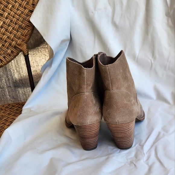 Frye Women's Lead Bootie Ankle Boot - Picture 6 of 10